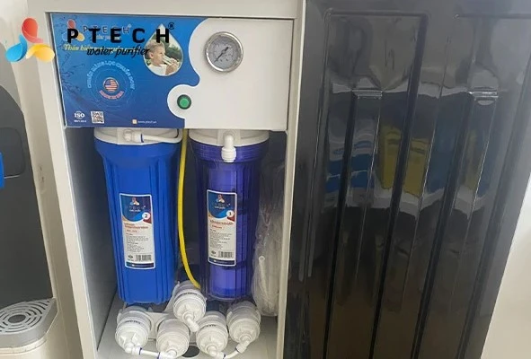 Máy lọc nước RO 9 cấp có vỏ tủ
